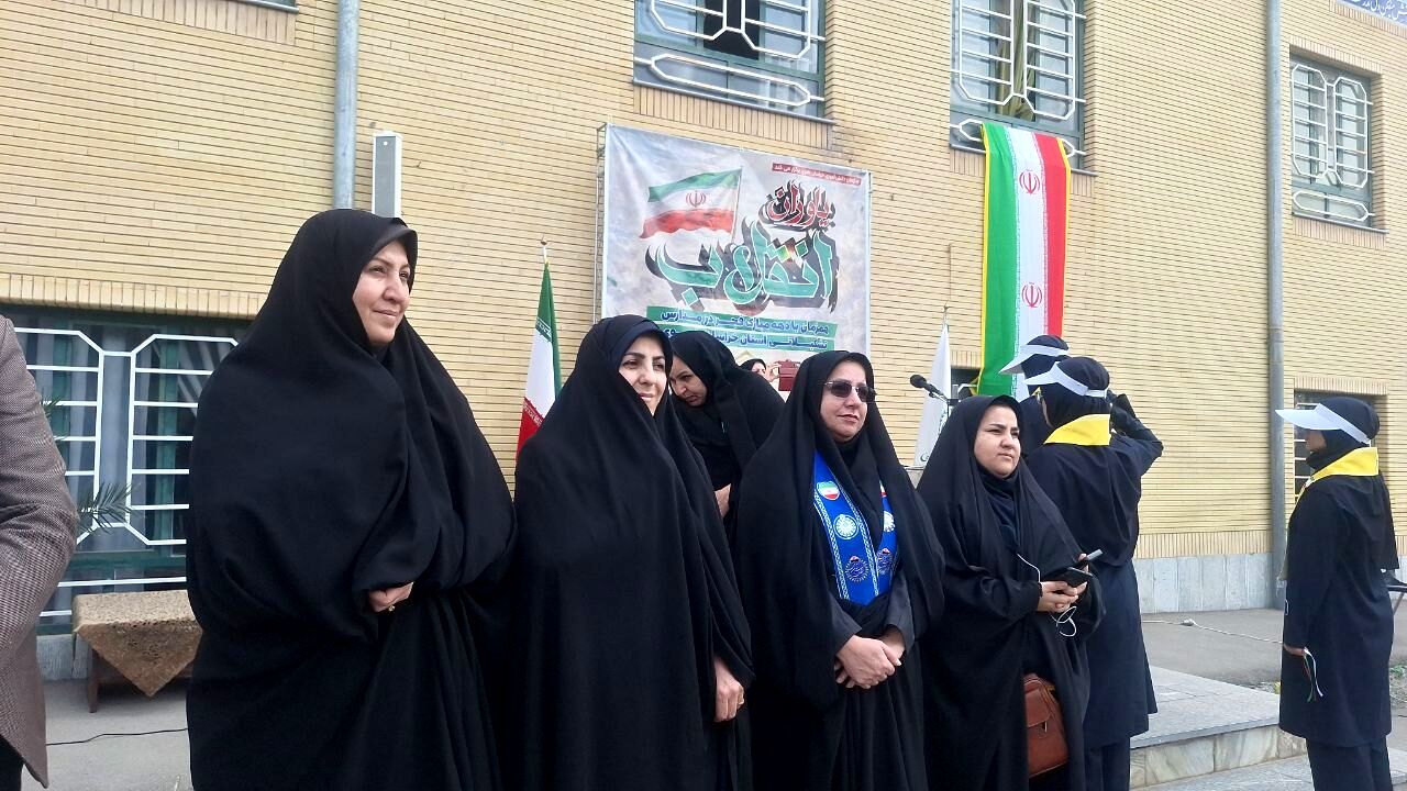 همایش یاوران انقلاب؛ نمایش توانمندی‌های دانش‌آموزان یاس