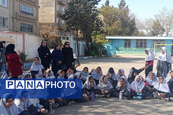 افتتاحیه المپیاد ورزشی درون مدرسه‌ای دبستان دخترانه بعثت۲