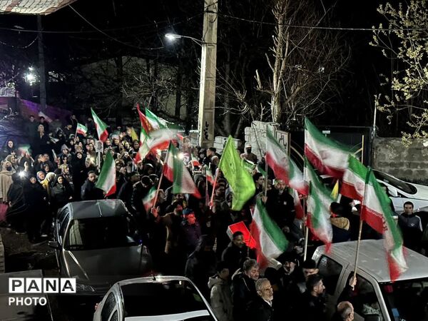 میثاق دوباره مردم روستای تکیه سپهسالار بخش آسارا با رهبر انقلاب
