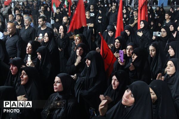 ورامین در التهابِ یک عشقِ بی‌پایان؛ میدان‌های شهر، تجلی‌گاهِ ماتم حسینی