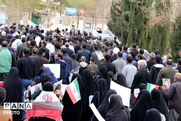 راهپیمایی روز قدس در شهر گلباف