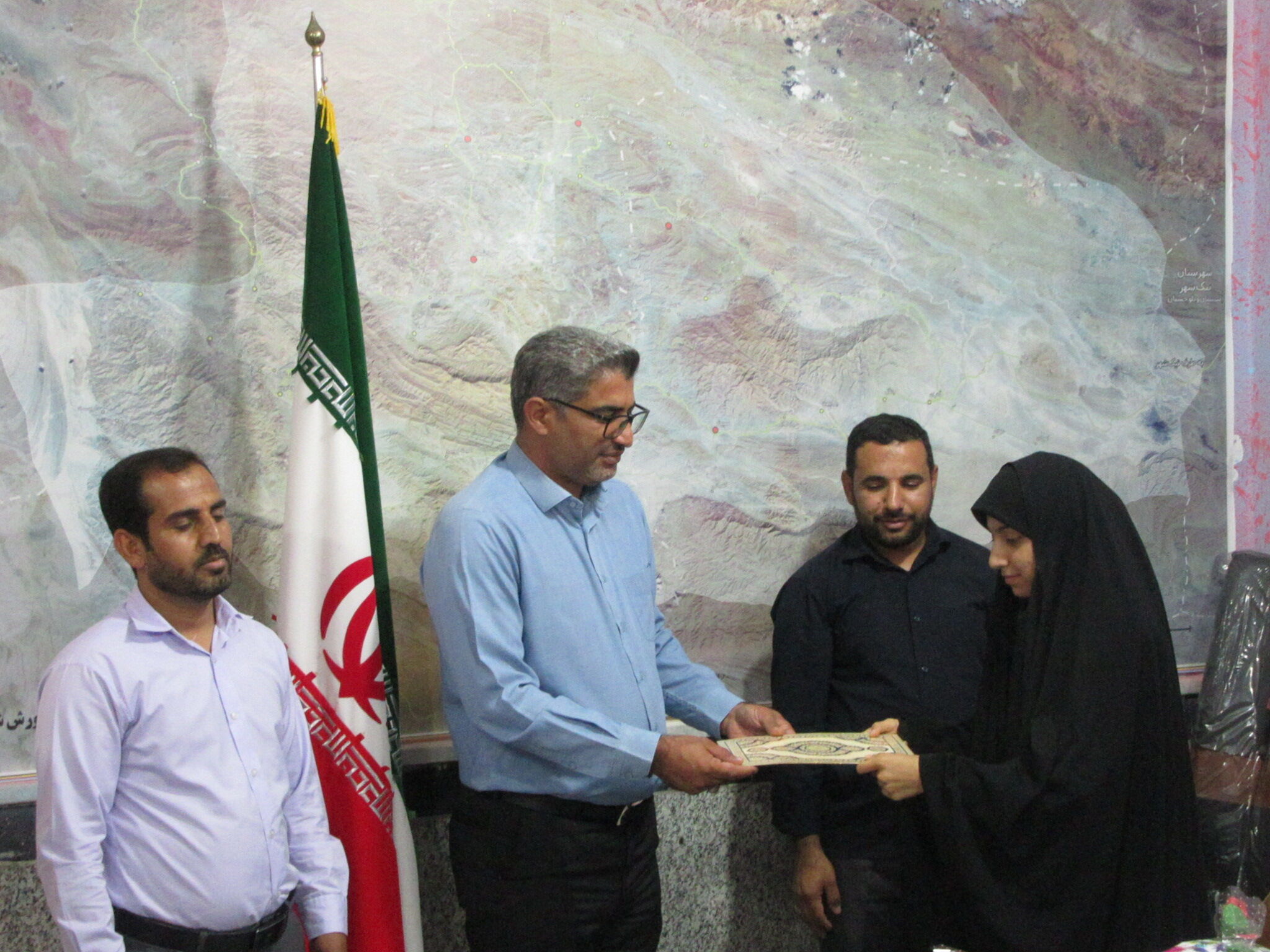 تجلیل از دانش‌آموزان خبرنگار پانای شهرستان بشاگرد 