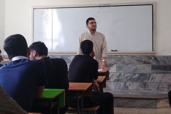اعزام دانش‌آموز فرماندهان واحدهای مقاومت بسیج مدارس متوسطه دوم قرچک به دوره یاوران ولایت در شهر مشهد