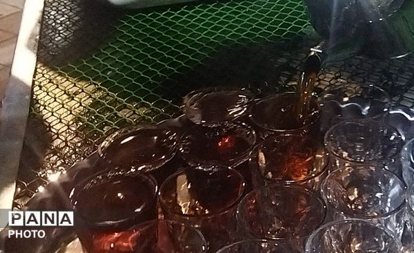 برای هفتاد و دومین بار چایخانه فاطمه الزهرا میزبان وطن دوستان نیشابوری 