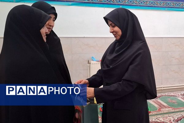 روزی برای دانش آموزان