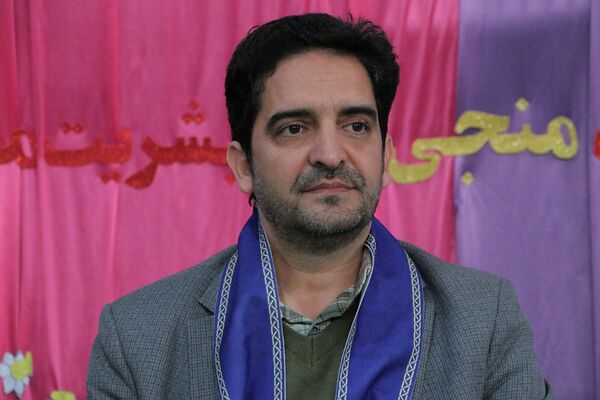 بهارستان دو صحنه همفکری، همدلی و همکاری پیشتازان در همایش یاوران انقلاب