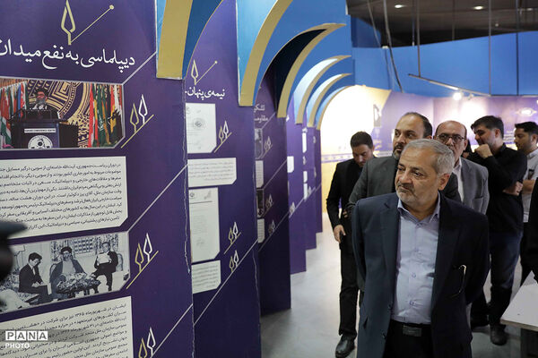 در لباس سربازی