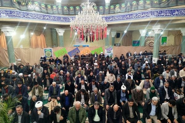 همدلی و وحدت در نماز جمعه باخرز به نمایش درآمد