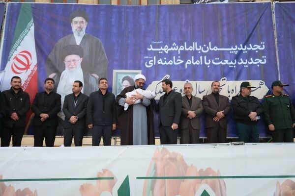 تجدید بیعت مردم ولایت‌مدار همدان با آرمان‌های انقلاب در لحظه تحویل سال