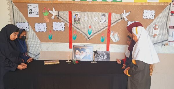 مدارس شهرستان صالح آباد عزادار سید مقاومت