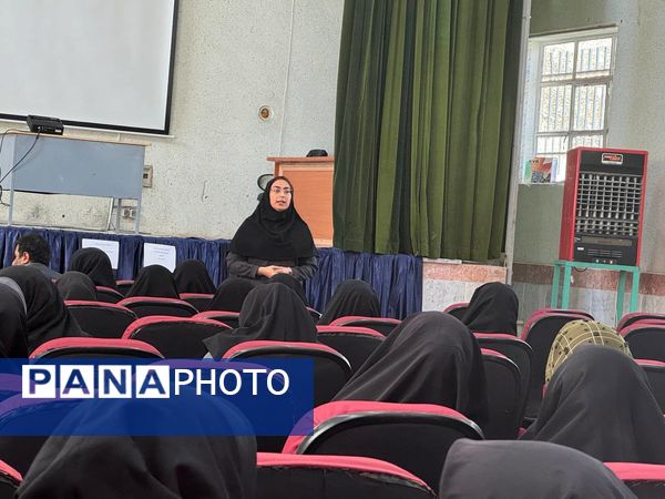 کارگاه توانمندسازی موسسان کودکستان‌های فاروج