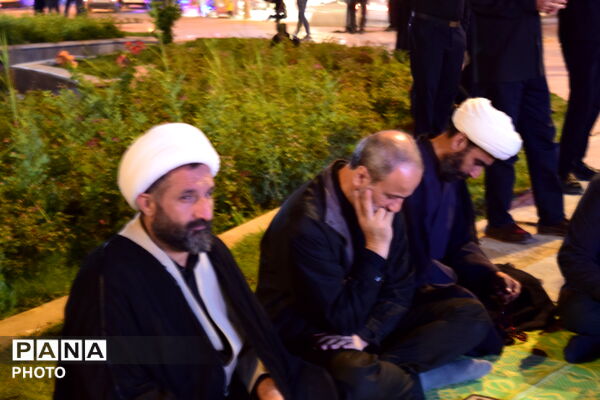 فارسان سیاه‌پوش محرم شد