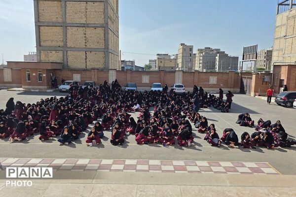 افتتاحیه طرح مصباح‌الهدی در هنرستان کبری زرگران ملارد 