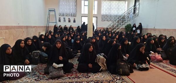 رقابتی قرآنی و همدلانه در مسابقات قرآن و عترت و نماز شهرستان بجستان