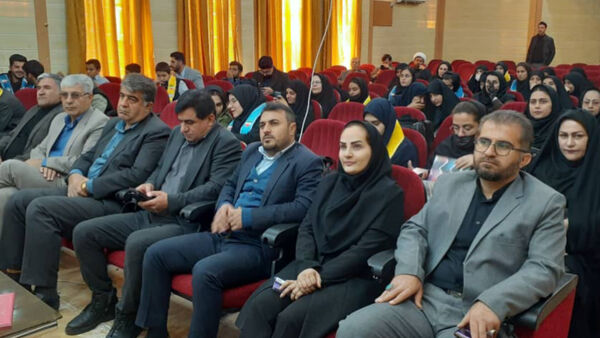 گردهمایی منتخبین شوراهای دانش‌آموزی بویراحمد در یاسوج