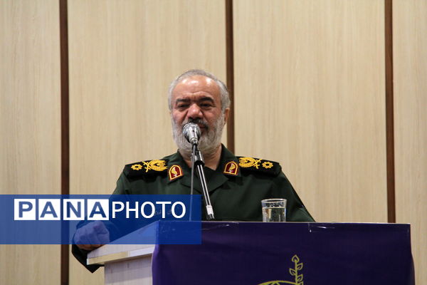 آیین تودیع و معارفه فرمانده سپاه الغدیر یزد