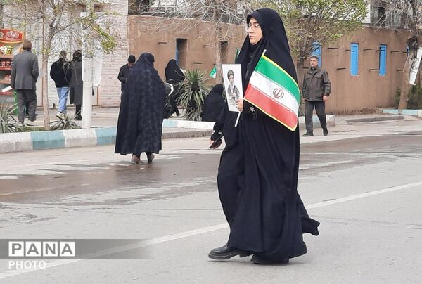 راهپیمایی روزجهانی قدس باحضور پرشور مردم در شهرستان نیشابور