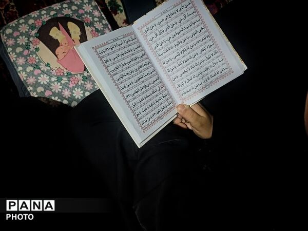 شب قدر معنوی در مسجدالهدی(عج) همدان با حضور گسترده نوجوانان 