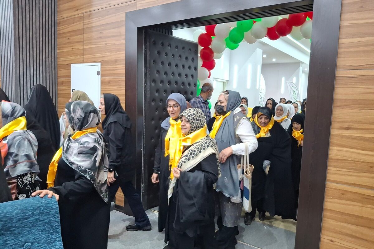 میزبانی کانون فرهنگی تربیتی امام خمینی (ره) از سالمندان در هفته سالمند