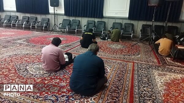 قرائت دعای عرفه در هیئت پیروان قرآن  نیشابور