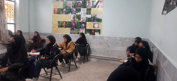 حوزه امتحانی در دبیرستان نمونه شهید محمدی پور خلیل آباد 