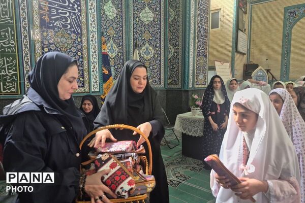 برگزاری اجلاس نماز در مسجد صاحب‌الزمان(عج) شهرک کاووسیه