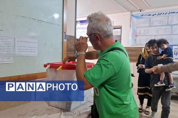 تجدید میثاق مردم شیراز به آرمان‌های انقلاب 