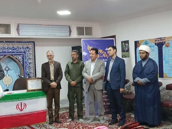 آغاز سال تحصیلی با اهدا کیف و لوازم تحریر به دانش‌آموزان تحت حمایت کمیته امداد در خلیل آباد