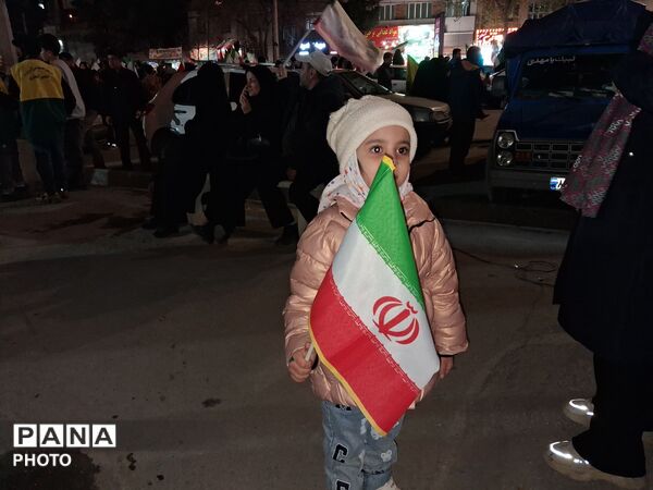 سربازان دهه نودی در قلب میدان 