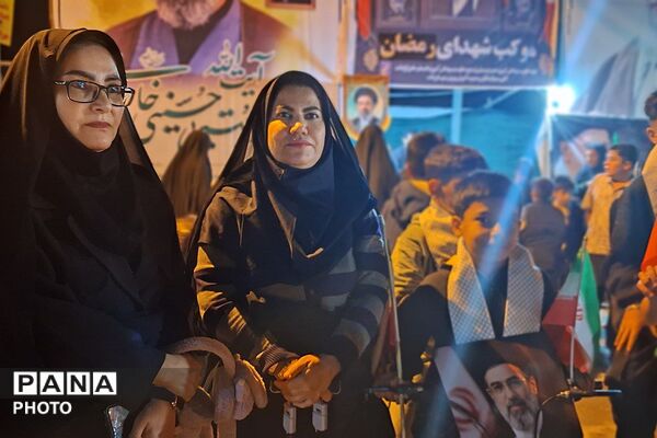 مردم شهر باشت همچنان پای عهد خود هستند و تا زمان پیروزی نهایی در خیابان‌ها میدان‌داری می‌کنند