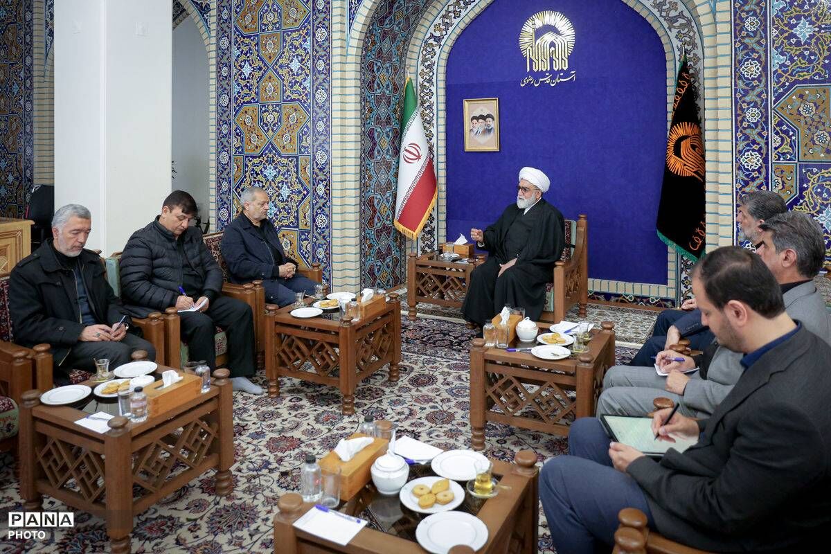 دیدار وزیر آموزش و پرورش با آیت‌الله مروی/ ۸ مدرسه در مناطق محروم با عنوان «شجره طیبه رضویه» توسط آستان قدس رضوی ساخته می شود