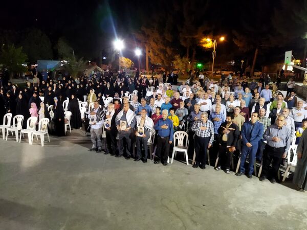آیین بزرگداشت شهدای دفاع مقدس در مسیر«اتحاد مقدس»