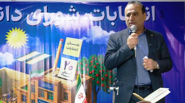 دانش‌آموزان اهوازی پای صندوق رأی؛ تمرینی برای مسئولیت‌پذیری و مردم‌سالاری