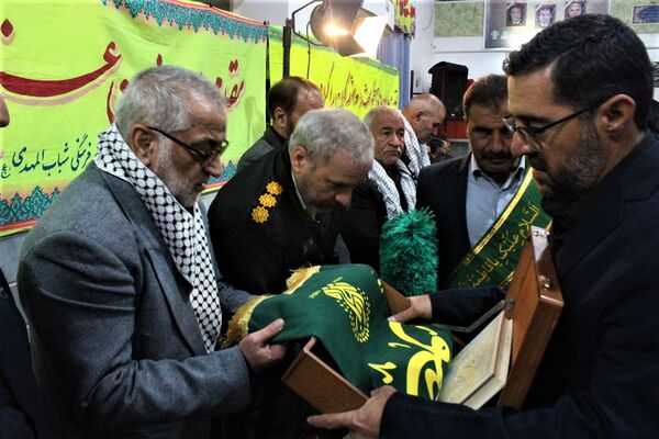 گرامیداشت یاد و خاطره ۱۵ شهید والامقام روستای مومن آباد قم