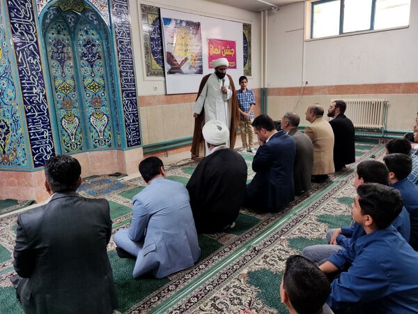 ترویج فرهنگ نماز جماعت در مدارس شهرستان قدس با برنامه "مهر تا مهر "