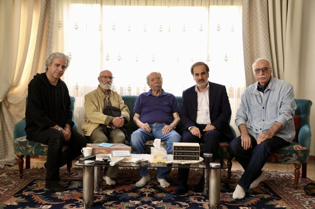معاون هنری به دیدار «علی نصیریان» رفت