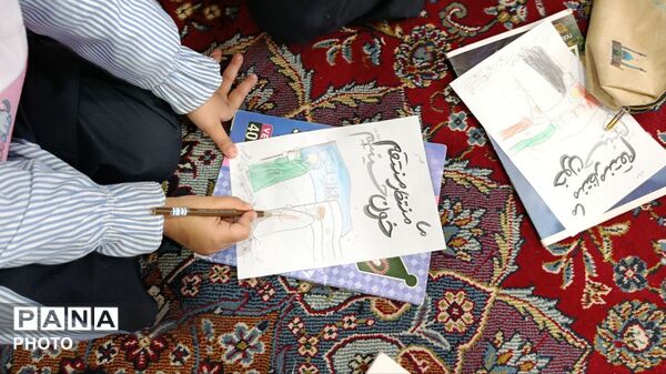 افتتاح نمایشگاه شهدای جنگ رمضان در روستای مومن آباد قم