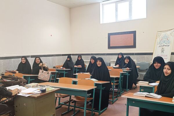 تابستانی معنوی برای دانش‌آموزان در دارالقرآن معراج شهرستان پردیس 
