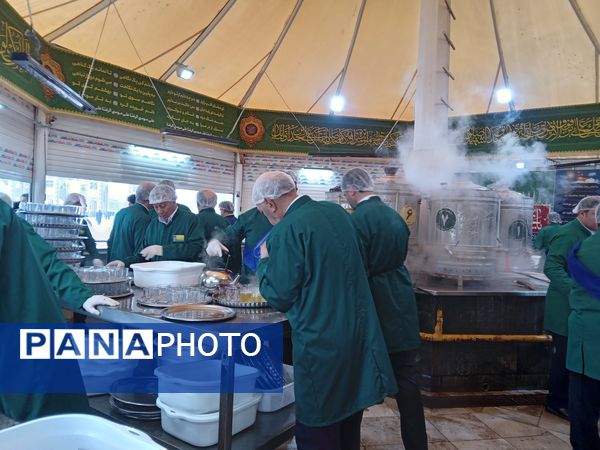 اردوی زیارتی و سیاحتی دارالقرآن سلسله الذهب در حرم مقدس امام رضا (ع)