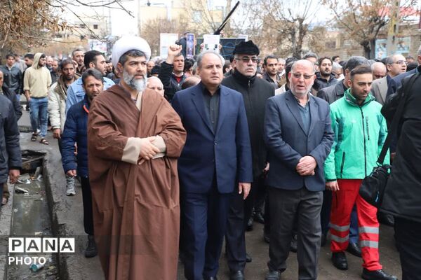 تشییع با شکوه چهار شهید وطن از دیار مرند با حضور مدیرکل آموزش و پرورش آذربایجان شرقی 