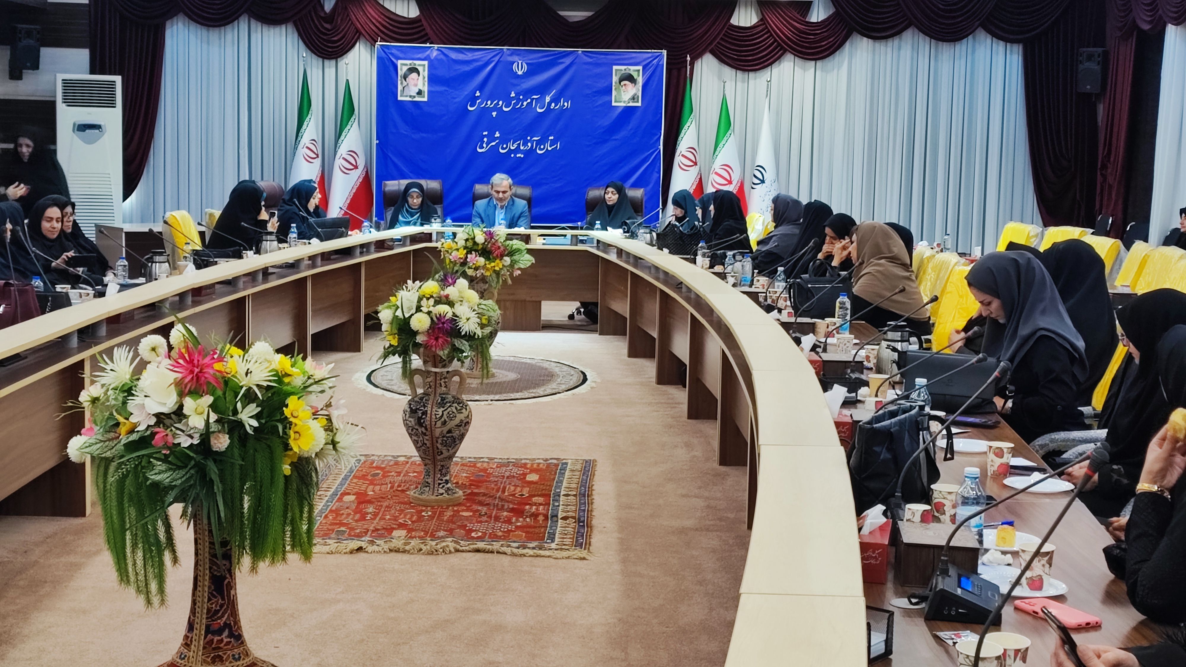 اصلاح برخی سبک‌های تربیتی والدین، کمک شایانی در جوانی جمعیت است