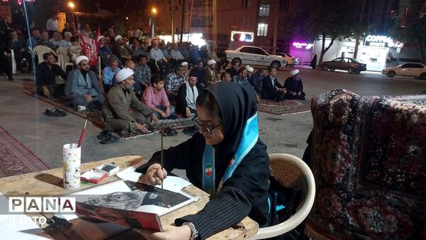 هنر در خدمت روایت ایثار؛ خلق زنده سیاه‌قلم شهدای شهرستان توسط پیشتازان