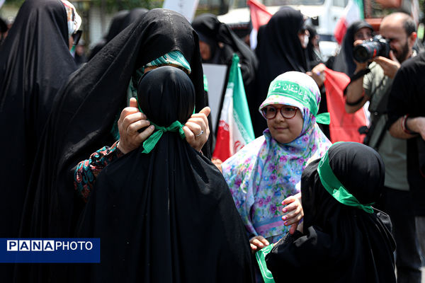 تجمع مردم تهران در محکومیت حمله رژیم صهیونیستی به ایران