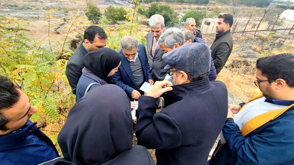 بازدید مدیرکل نوسازی مدارس جهت احداث مدرسه‌ای جدید در ناحیه۶ مشهد
