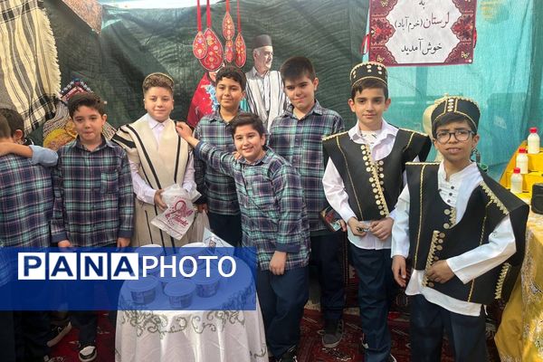 برگزاری «جشنواره ایرانشناسی» در دبستان مهر دانش ناحیه دو شهرری 