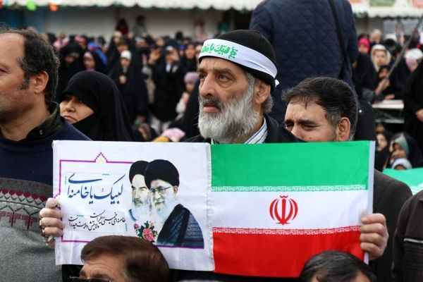 اجتماع عظیم منتظران ظهور در میدان شهدا مشهد