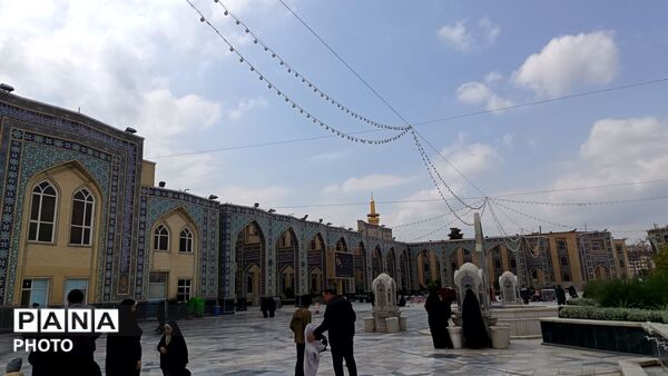حرم ضامن آهو در آغازین روز دهه کرامت