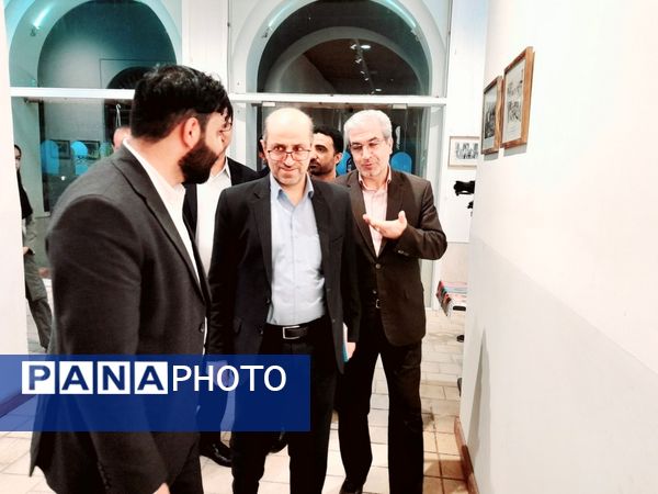 بازدید معاون وزیر و رئیس مرکز اطلاع رسانی و روابط عمومی وزارت آموزش و پرورش از مدرسه ماندگار سعادت بوشهر