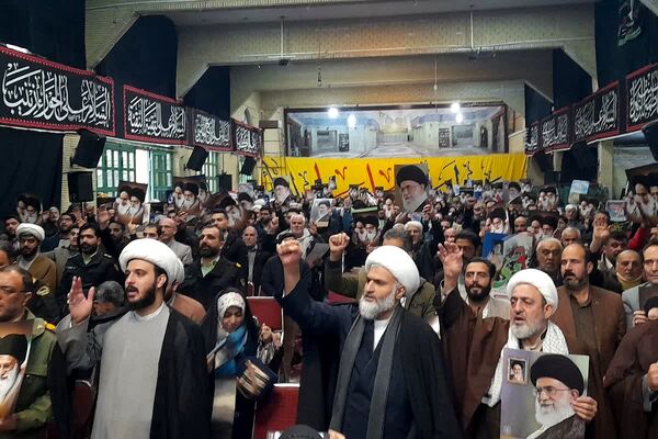 حماسه ۹ دی زنده است؛ ورامینی‌ها بار دیگر با ولایت، پیمان بستند