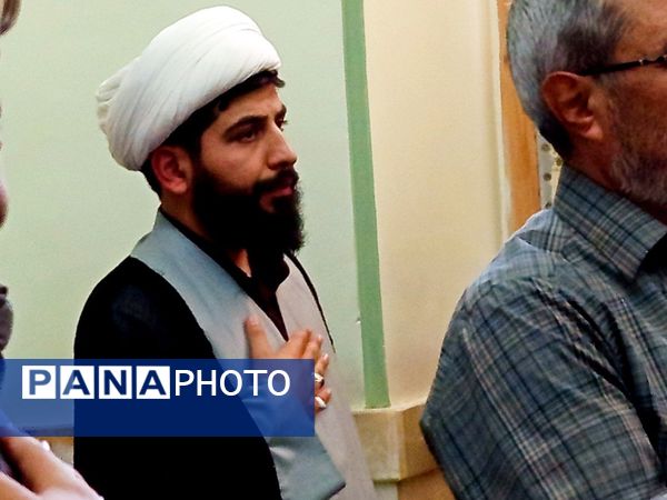 یک سال از نبود شهید جمهور میگذرد